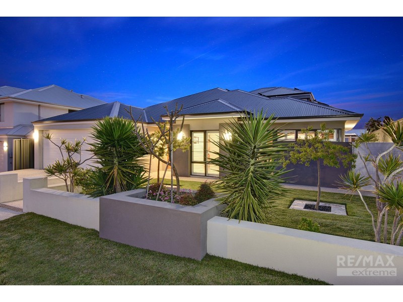 76 Venice Entrance, Iluka WA 6028