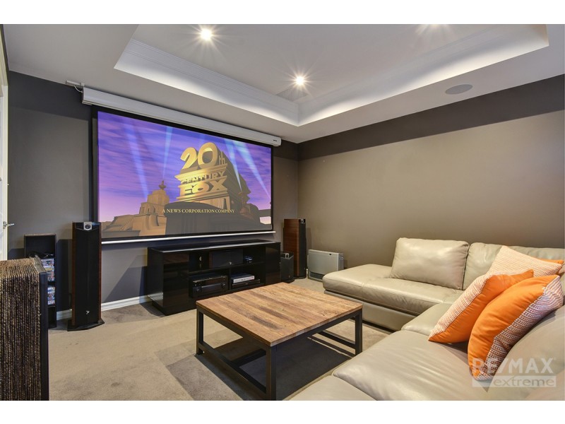 76 Venice Entrance, Iluka WA 6028