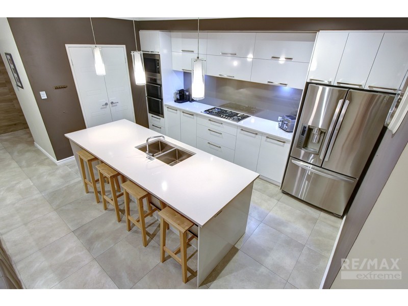 76 Venice Entrance, Iluka WA 6028