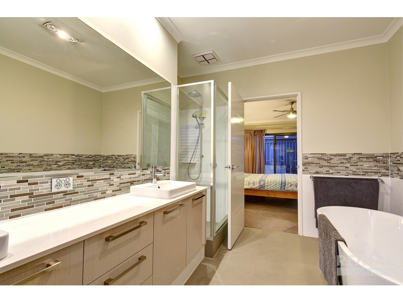 76 Venice Entrance, Iluka WA 6028