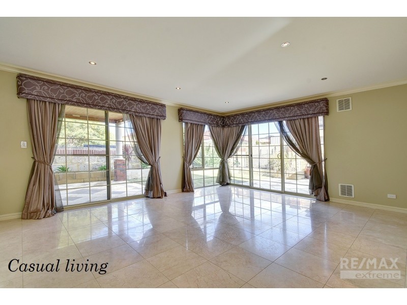 22 Chandela Loop, Currambine WA 6028