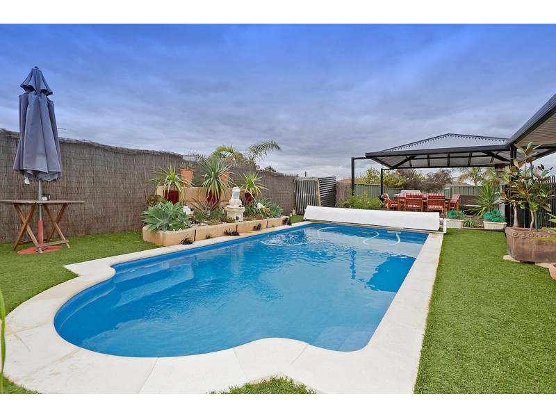 12 Bombala Close, Merriwa WA 6030