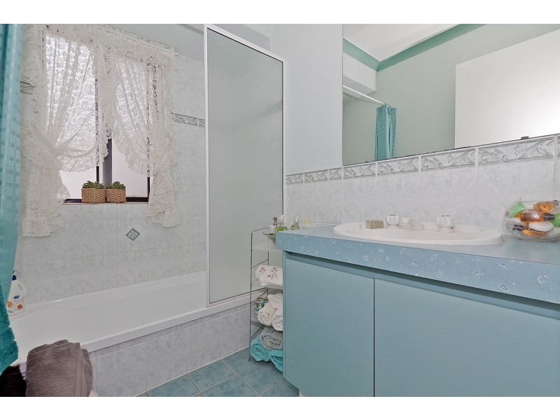 12 Bombala Close, Merriwa WA 6030