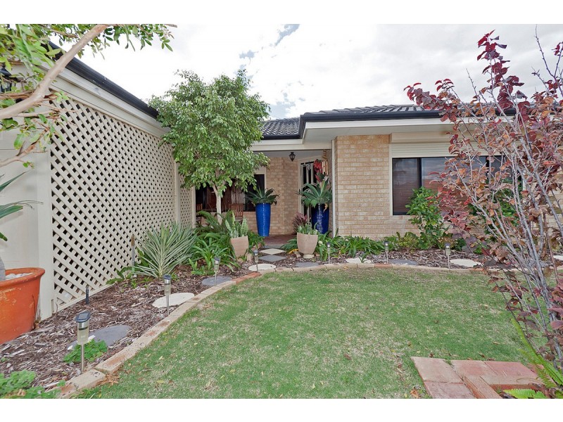 12 Bombala Close, Merriwa WA 6030