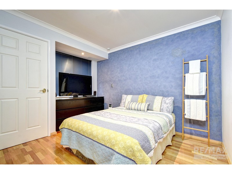 6 St Helena Way, Iluka WA 6028