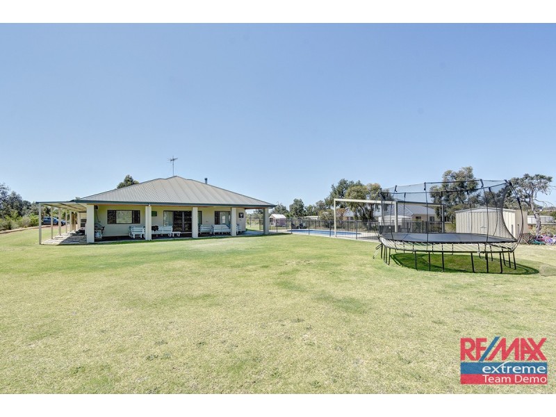 15 Kendall Street, Muchea WA 6501