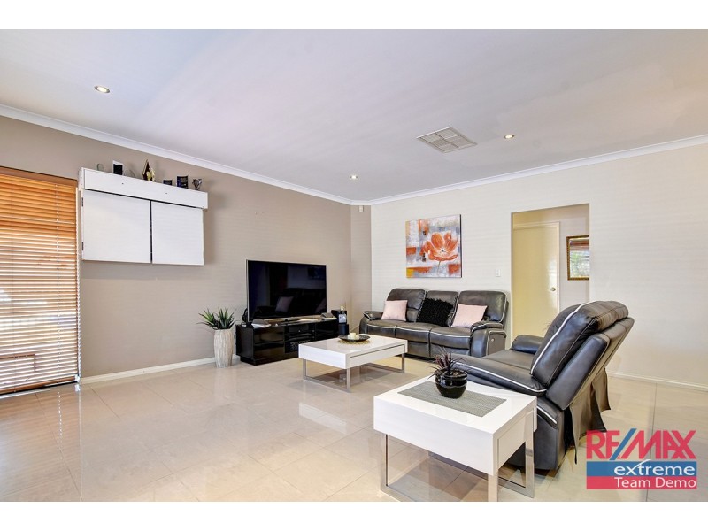 5 Terrigal Pass, Tapping WA 6065