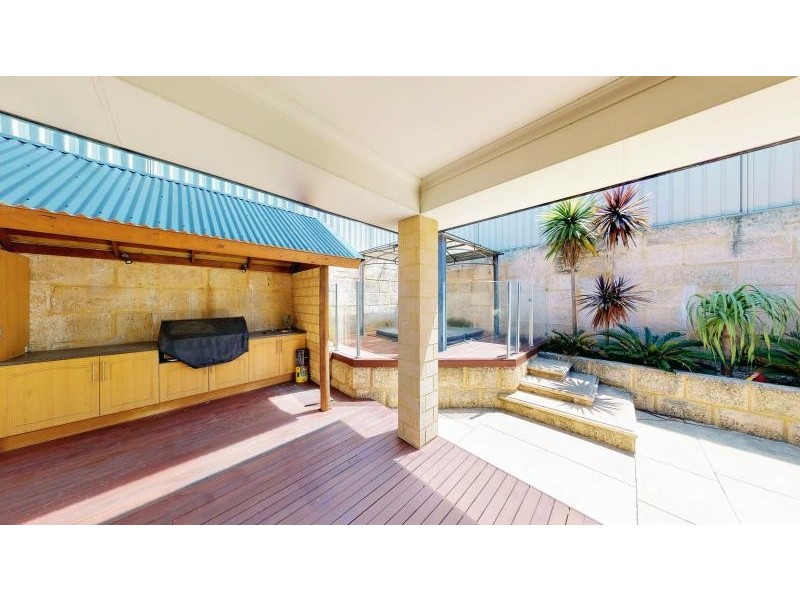 16 Firenze Loop, Landsdale WA 6065