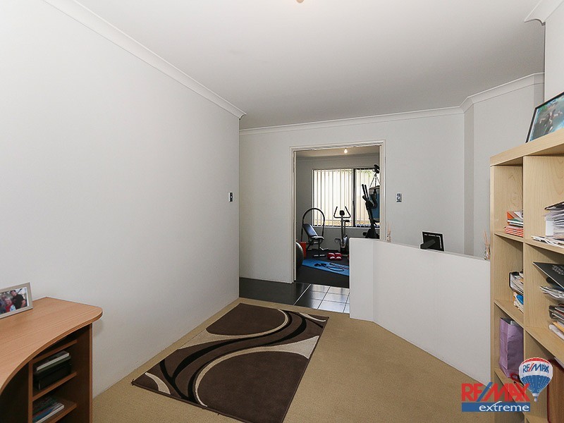 35 Eiffel Circuit, Tapping WA 6065