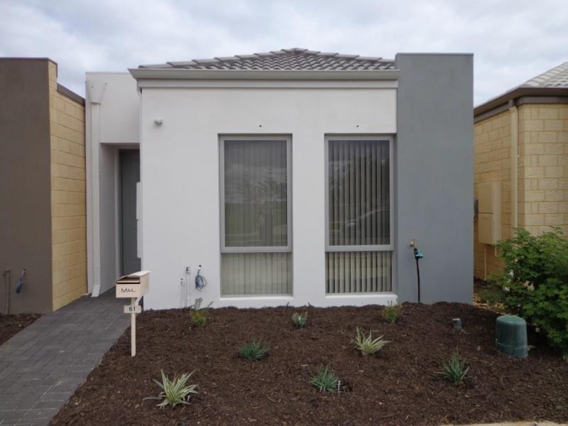 61 Fairbourne Approach, Butler WA 6036