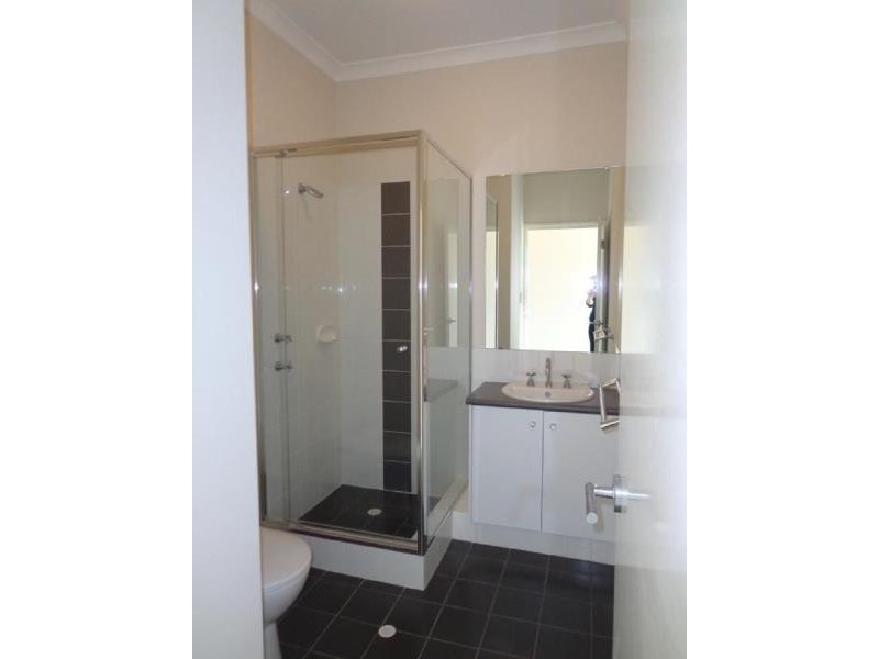 61 Fairbourne Approach, Butler WA 6036