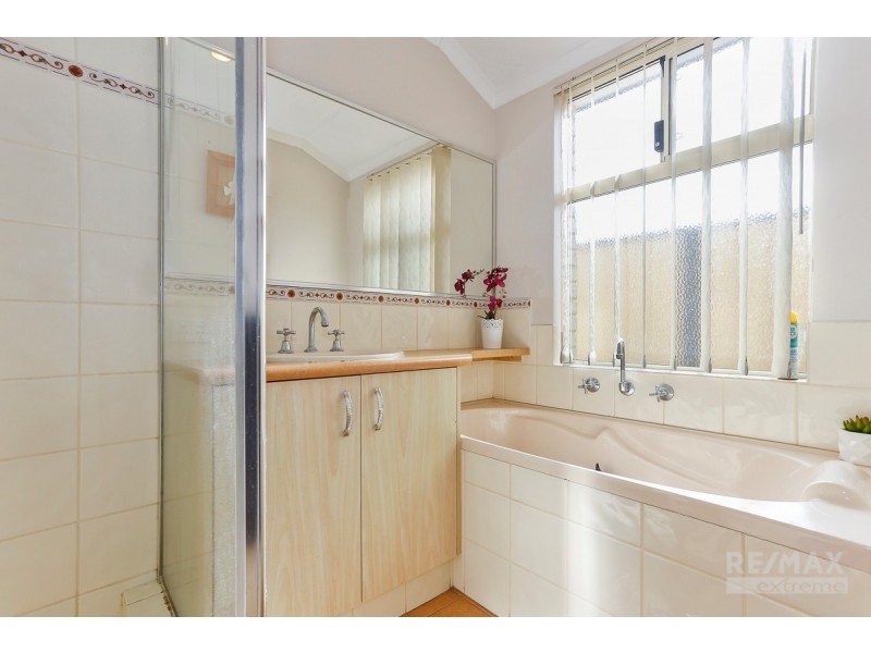 4 Ardea Way, Tapping WA 6065
