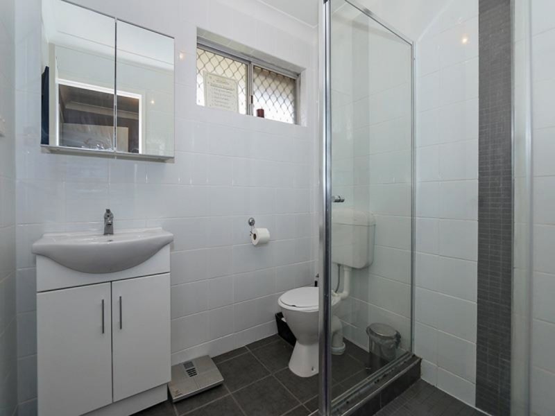 2A Madana Place, Craigie WA 6025