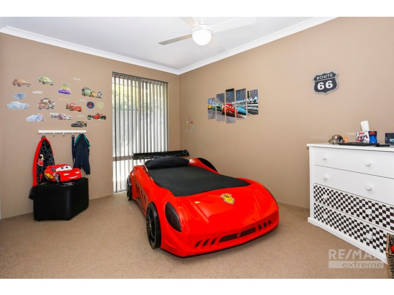 18 Helmsley Parkway, Alkimos WA 6038