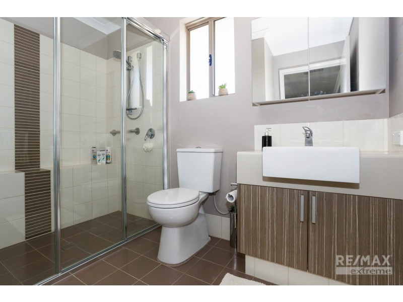 18 Helmsley Parkway, Alkimos WA 6038