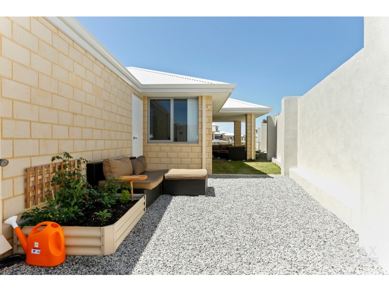 27 Silas Parade, Alkimos WA 6038