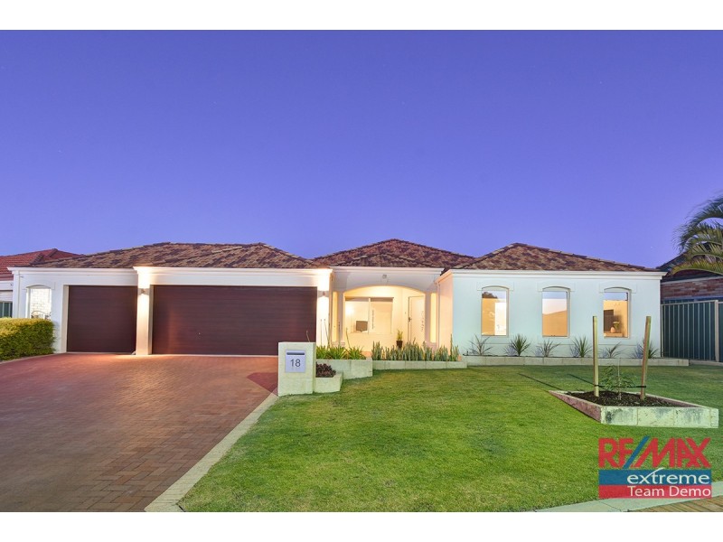 18 Minjah Circuit, Carramar WA 6031