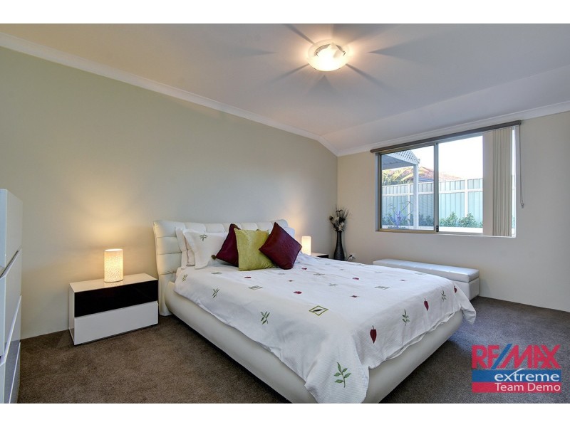 18 Minjah Circuit, Carramar WA 6031