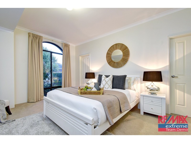 36 Benjamin Crescent, Tapping WA 6065