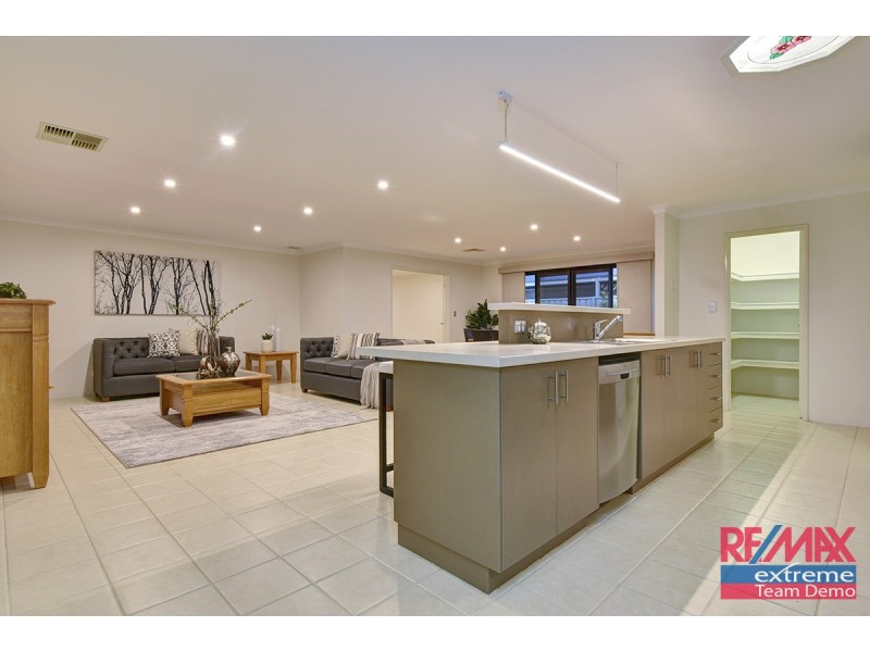 36 Benjamin Crescent, Tapping WA 6065