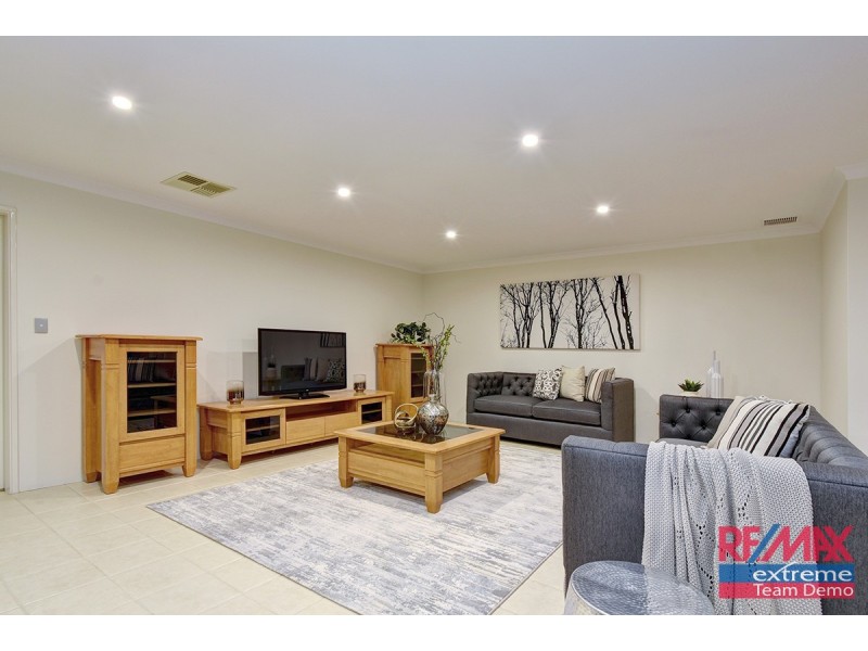 36 Benjamin Crescent, Tapping WA 6065