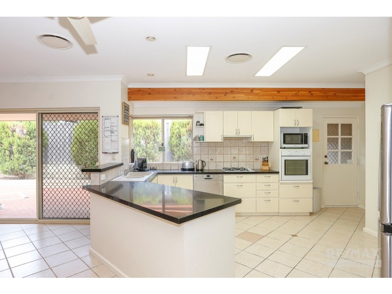 22 Parkstone Retreat, Currambine WA 6028