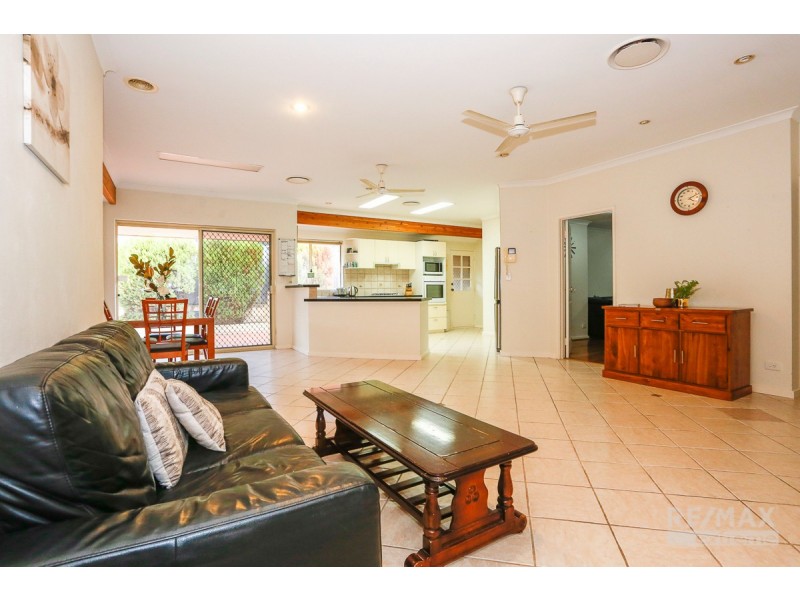 22 Parkstone Retreat, Currambine WA 6028