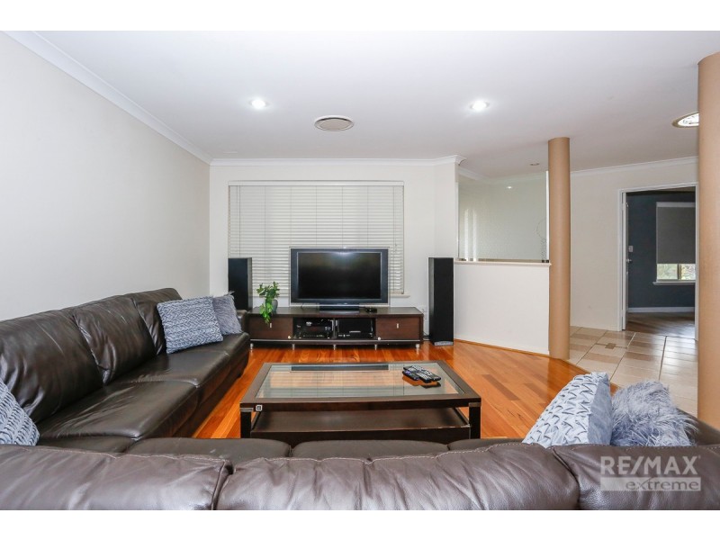 22 Parkstone Retreat, Currambine WA 6028