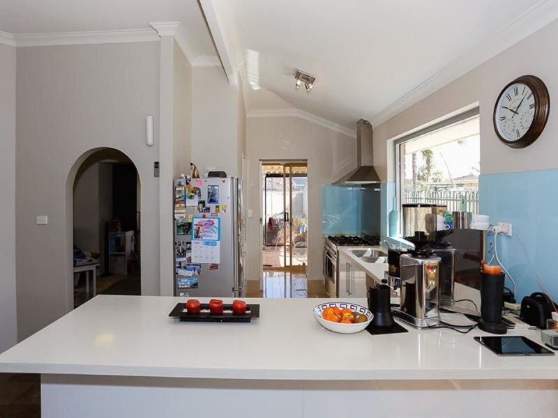 11 Ancilla Street, Mullaloo WA 6027