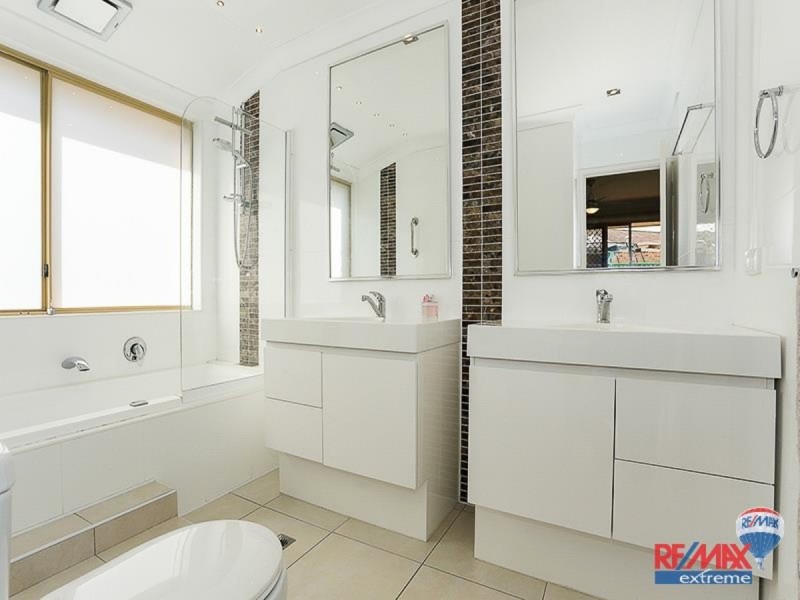 11 Ancilla Street, Mullaloo WA 6027