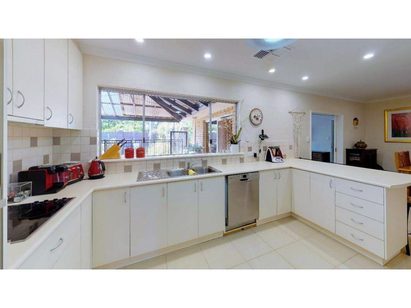 32 Janes Drive, Corrigin WA 6375