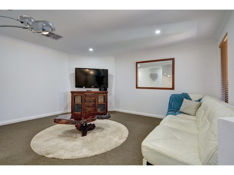 49 Archimedes Crescent, Tapping WA 6065
