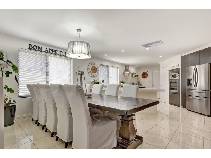 49 Archimedes Crescent, Tapping WA 6065