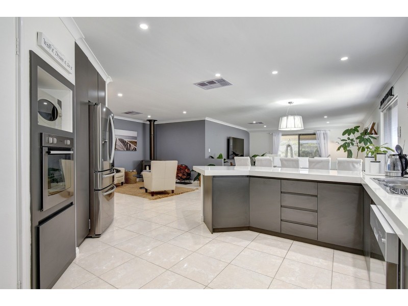 49 Archimedes Crescent, Tapping WA 6065