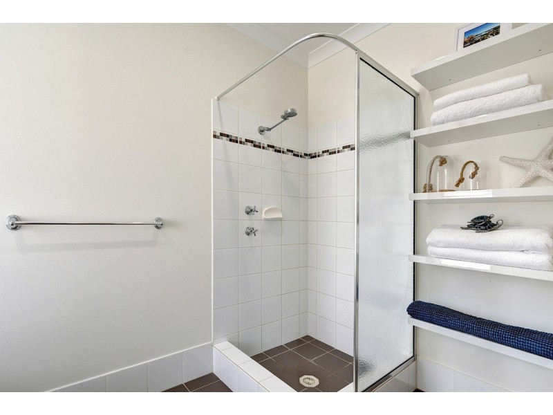 49 Archimedes Crescent, Tapping WA 6065