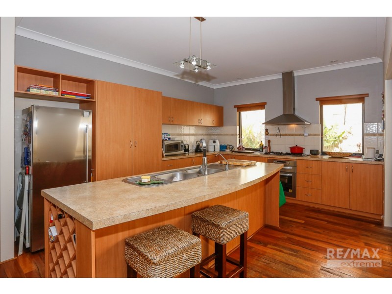 17 Admiralty Road, Jindalee WA 6036