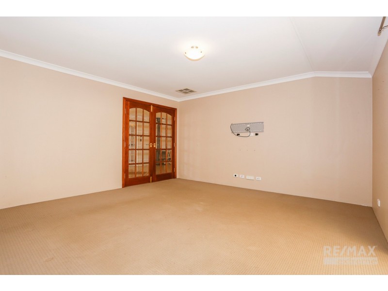 10 Horsley Green, Butler WA 6036