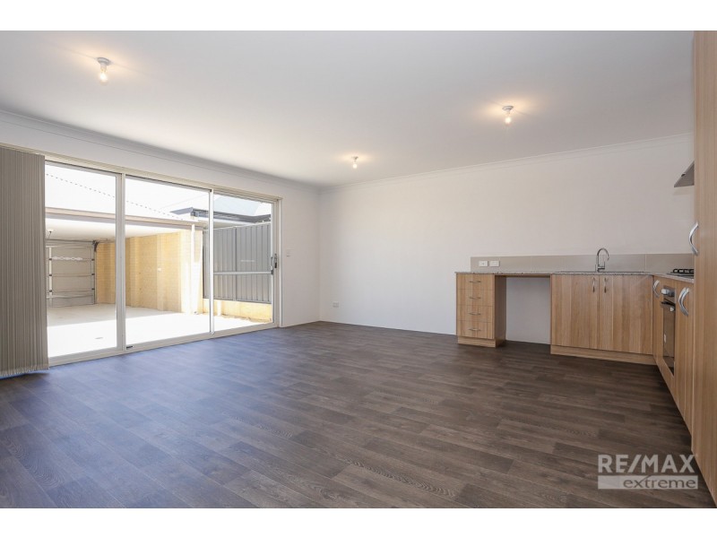 30 Wallaby Road, Banksia Grove WA 6031