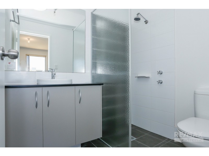 30 Wallaby Road, Banksia Grove WA 6031