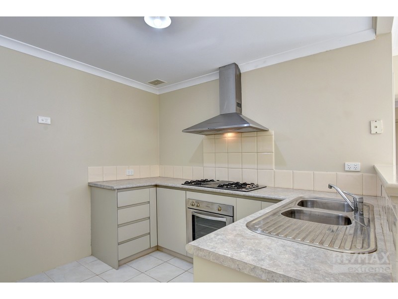 1/8 Salamanca Turn, Clarkson WA 6030