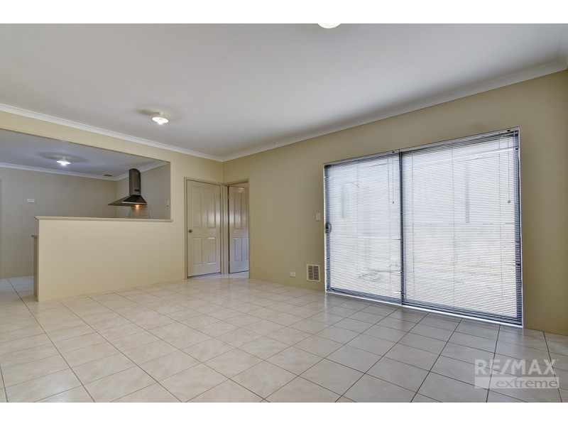 1/8 Salamanca Turn, Clarkson WA 6030