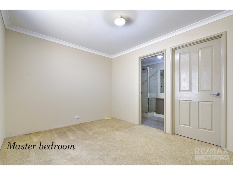 1/8 Salamanca Turn, Clarkson WA 6030