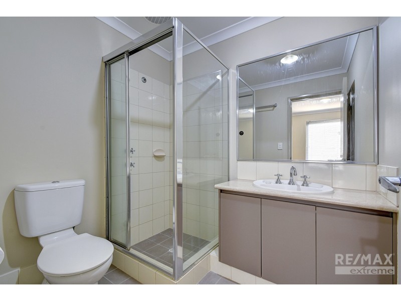 1/8 Salamanca Turn, Clarkson WA 6030