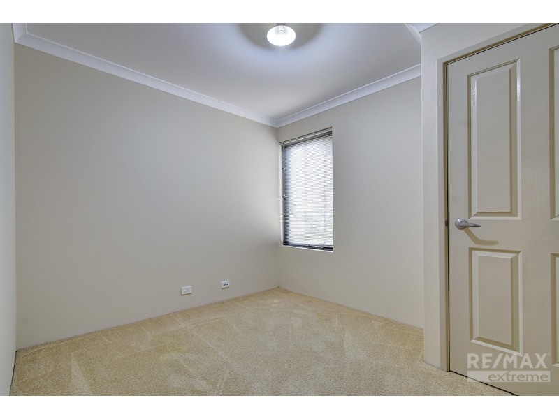 1/8 Salamanca Turn, Clarkson WA 6030