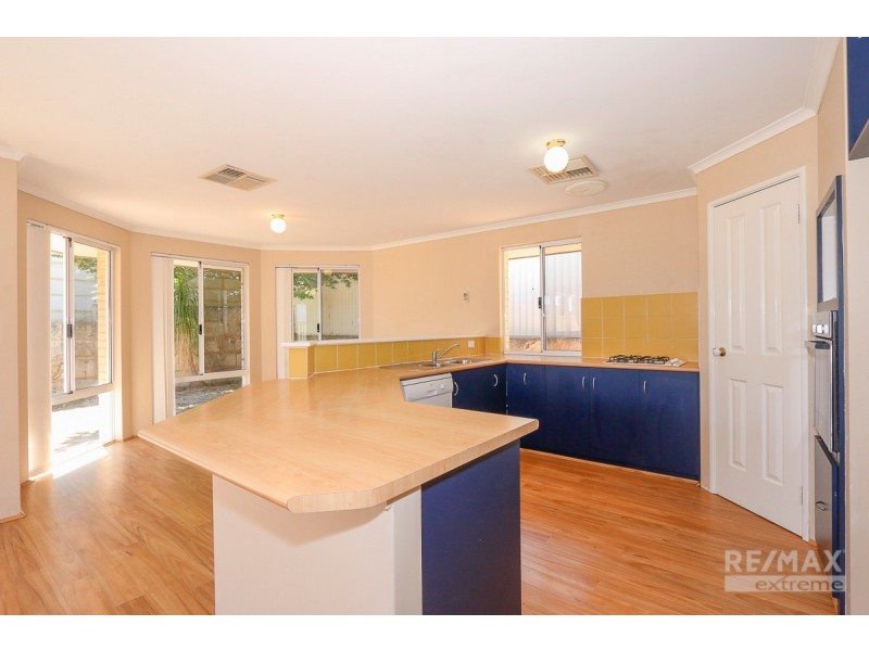 93 Clydebank Crescent, Kinross WA 6028