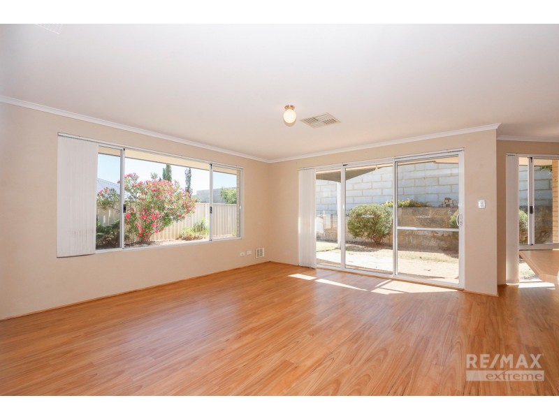 93 Clydebank Crescent, Kinross WA 6028