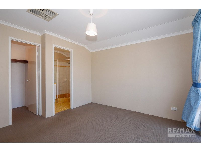 93 Clydebank Crescent, Kinross WA 6028