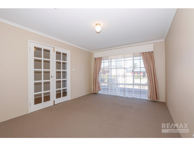 93 Clydebank Crescent, Kinross WA 6028