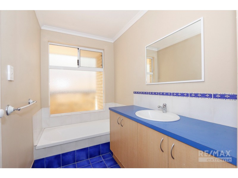 93 Clydebank Crescent, Kinross WA 6028