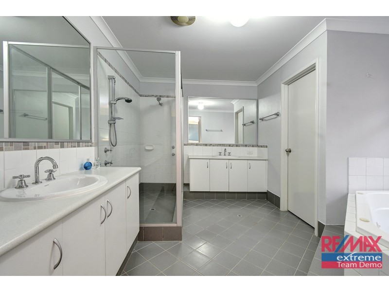 5 Hirundo Bend, Tapping WA 6065